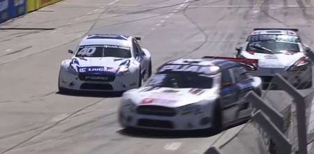 Top Race: Ciarrocchi fue a todo o nada y tomó la punta en el Callejero de Buenos Aires