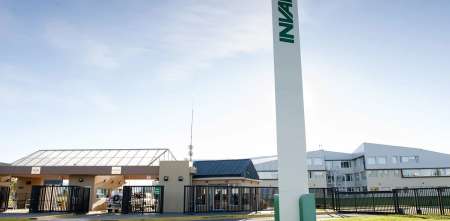 INVAP: exportar tecnología en crisis interna