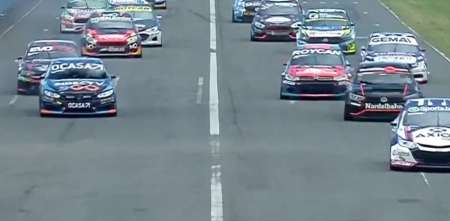 TN APAT: intensa largada de la Clase 3, Canapino se hizó con la punta y Pernía se complicó, perdiendo terreno