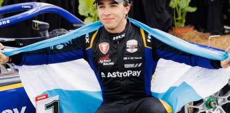 Alessandro De Tullio, el argentino que ganó en Indy NXT y sueña con ganar las 500 millas de Indianápolis
