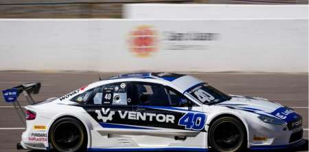 Top Race: Ciarrocchi aceleró, se supo defender y conquistó El Zonda de San Juan