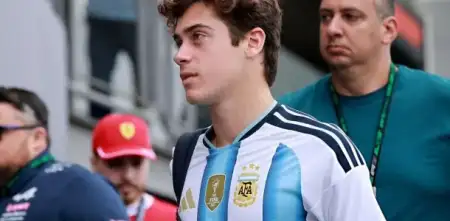 ¡Está en casa! Colapinto visitó las calles de Buenos Aires en la previa de la exhibición