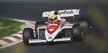 F1: ¡Exclusivo! El Toleman con el que Ayrton Senna hizo podio en el GP de Portugal 1984 será exhibido en Miami