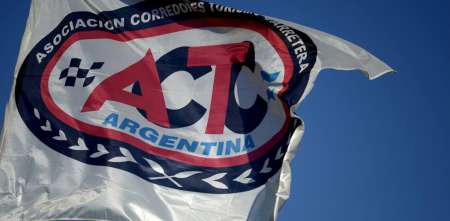 Un micro con personal de la ACTC se accidentó tras la fecha del TC en Termas
