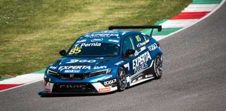 TCR Europeo: Tiago Pernía completó la primera práctica en Spa-Francorchamps