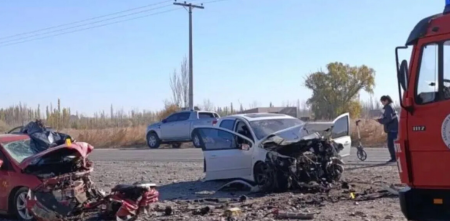 Durísimo choque frontal en Río Negro: hay un muerto y tres heridos