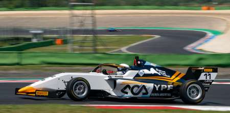 F4 Italiana: Thiago Palotini protagonizó un accidente en Vallelunga y no será de la partida en la segunda fecha
