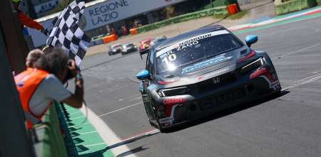 Ramiro Zago logró en Vallelunga su primera victoria en el TCR Italy