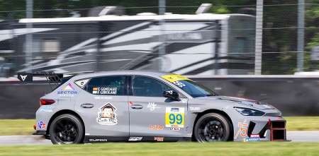 Michelin Pilot Challenge: Franco Girolami y su Cupra largan en segunda fila en Mid Ohio