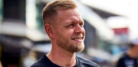 NASCAR: Kevin Magnussen pasó por Carburando a horas de su debut en San Diego