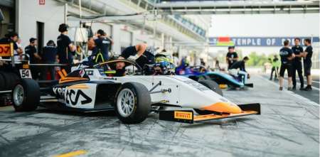 F4 Italiana: los pilotos del Alpha 54 Racing completaron la primera carrera en Monza