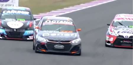 TN APAT: ¡Vale todo! La pelea por la punta entre tres pilotos de la Clase 2 en Termas de Río Hondo