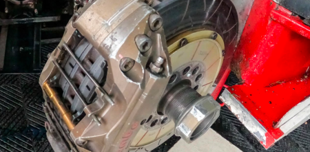 La Justicia Federal ordenó el cese del uso de piezas protegidas por Auto Sports S.A. y prohíbe que se utilicen en el TurCar 2000