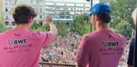 F1: ¡Una multitud! Así recibieron a Colapinto y Gasly en su llegada a Budapest