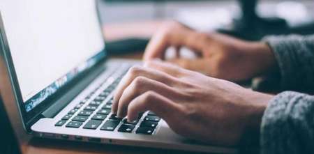 Los argentinos cambian Google por ChatGPT y otros asistentes: cómo se transforma la búsqueda de información