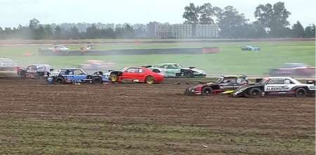 Procar 4000: largada accidentada en la final de la Clase B en San Nicolás