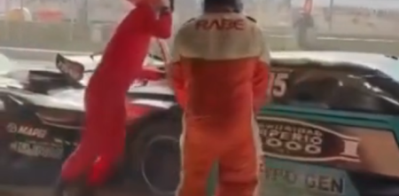 TC: el insólito momento que se vivió en los boxes entre Ebarlin y De Carlo en el Desafío de las Estrellas