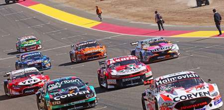 TC: un piloto que ya ganó este año liberó a su equipo y analiza una díficil decisión para poder seguir en pista
