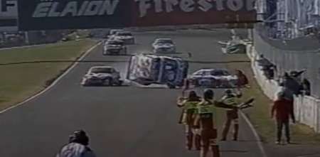 TC: así fue el insólito vuelco de Matías Rossi en Paraná 2004