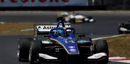 Indy NXT: Un fuerte golpe complicó a De Tullio en la clasificación y deberá largar desde el fondo en Milwaukee