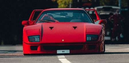 ¡Aura pura! La increíble coincidencia que tiene Lewis Hamilton con la icónica Ferrari F40 con la que llego a Monza