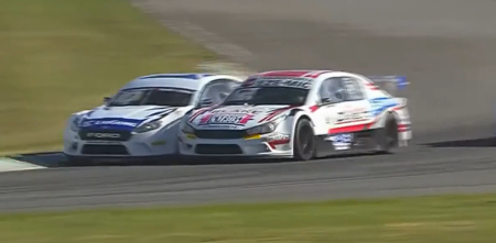 Top Race: ¡Golpe de escena! Ciarrocchi y Queijeiro terminaron afuera tras tocarse en el Sprint de Junín