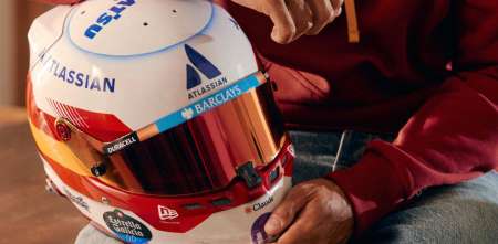 F1: Carlos Sainz llevará un casco especial para su carrera de casa en Madring