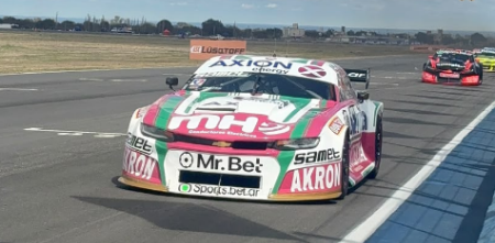 TC: Agustín Canapino y una gran maniobra para superar a Facundo Adrusso