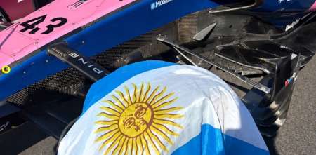 F1: la historia detrás de la bandera que recibió Colapinto en Madrid