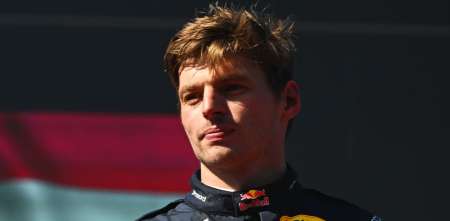La brutal largada de Max Verstappen vs. los 100 kartings: pasó a 43 rivales en una vuelta
