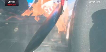 Se incendió el Williams de Carlos Sainz en el primer entrenamiento en el GP de Azerbaiyán