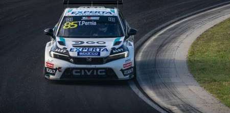 Tiago Pernía llegó dentro del Top Ten en la segunda carrera del TCR Europeo en Monza