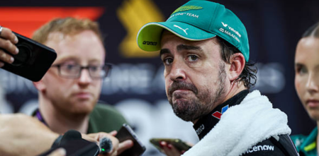 Fernando Alonso cambiará el motor de su Aston Martin en Singapur y sufrirá una penalización