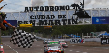 Así se largan las series de la Clase 3 del TN APAT en Mendoza