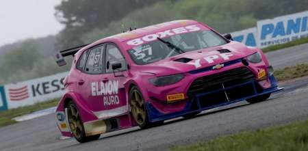 Franco Vivian voló en Toay y se quedó con una importante victoria en la lucha por el campeonato de TC2000