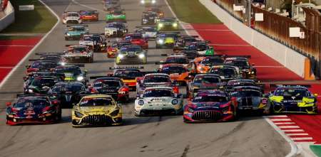 Marcos Siebert vuelve al ruedo en la última fecha del GT World Challenge Europa y se medirá frente a Verstappen