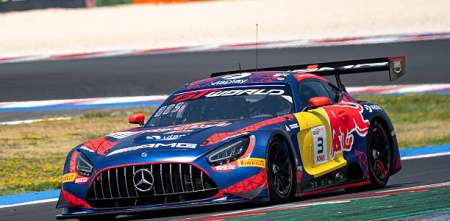 Del puesto 24 al Top 10: Max Verstappen remontó 15 posiciones y terminó noveno en el GT World Challenge en Portimão