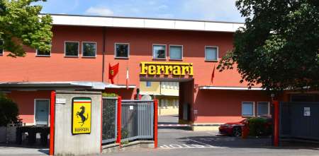 Ferrari apuesta fuerte por su cantera y promueve a uno de sus talentos más resonantes a la Fórmula 1