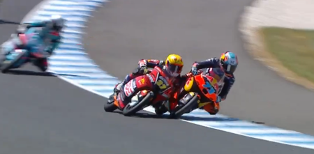 Perrone recibió una sanción tras un toque y deberá cumplirla en la carrera de Moto3 en Australia