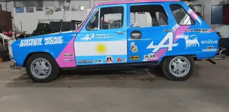 Tres amigos y un Renault 6: la increíble travesía que harán para ver a Colapinto