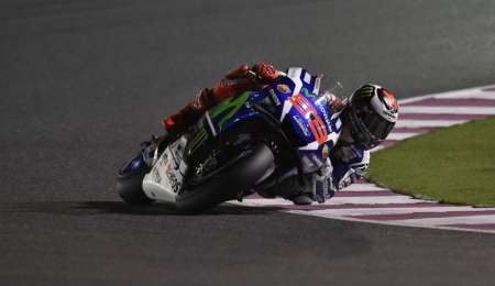 Lorenzo manda en Qatar