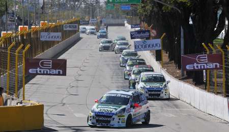 Fiat Abarth Competizione define su etapa regular en el callejero