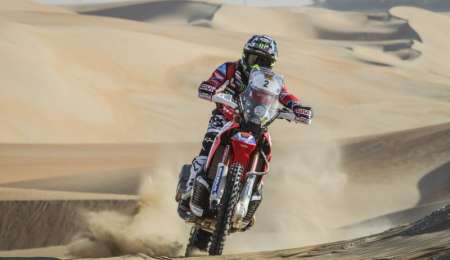 Benavides segundo en la Etapa 2 del Abu Dhabi Desert Challenge