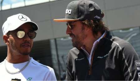 Hamilton y una crítica para Alonso