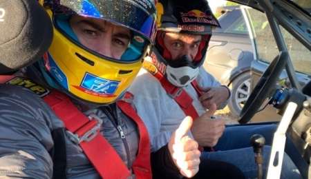 Carlos Sainz:  "Alonso, debe respetar el Dakar"