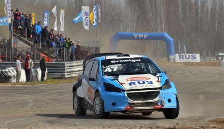 Alonso Etchebest le da pelea a los grandes experimentados