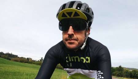 Alonso fue operado tras su accidente en bicicleta