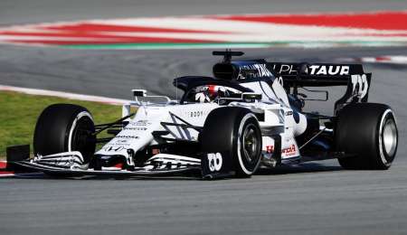 AlphaTauri ya rueda en Imola