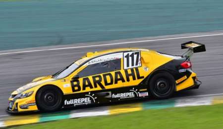 Los argentinos clasificaron en el Stock Car