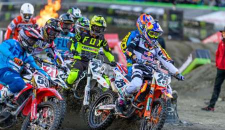 AMA Supercross: Musquin gana y se acerca a Anderson